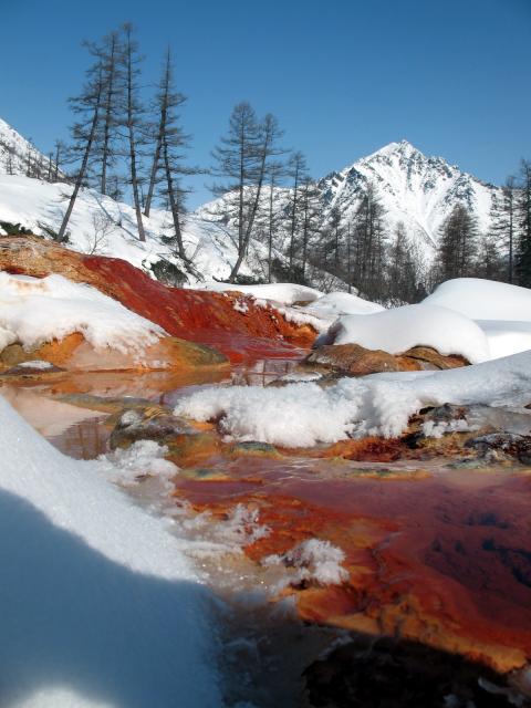 Красная вода