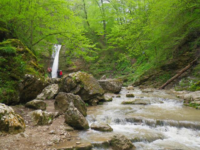 Водопад Девичья коса на реке Руфабго